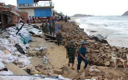 100 tỉ đồng xây lại kè biển Nhơn Hải bị bão đánh sập