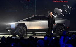 Tỉ phú Elon Musk tự tin chốt 150 ngàn đơn hàng sau sự cố bể kính xe Cybertruck