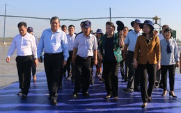 Chủ tịch Quốc hội thăm vùng nuôi cá tra công nghệ cao lớn nhất An Giang