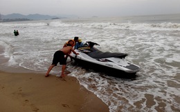 Cứu 4 người tắm biển Nha Trang suýt đuối nước
