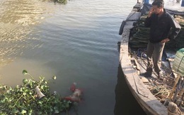 Tìm thấy thi thể bé trai bị mẹ ném xuống sông trước khi nhảy cầu tự tử
