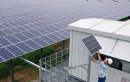 Điện mặt trời bị đề xuất giảm giá mua, lợi hại thế nào?