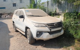 Xe Fortuner ‘vô chủ’ trong đất quân đội,  địa chỉ đăng ký xe là nhà cụ Vương Hồng Sển