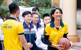 Sun Life tặng 110 trụ bóng rổ, 550 quả bóng rổ cho 81 trường học