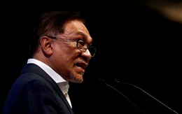Người kế vị thủ tướng Malaysia bị cáo buộc tấn công tình dục đồng tính