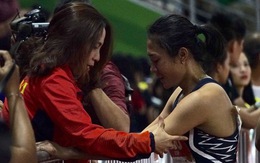 'Nữ hoàng tốc độ' Tú Chinh bật khóc sau khi ngoạn mục giành HCV 100m