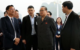 Đoàn đại biểu Triều Tiên tham quan vịnh Hạ Long