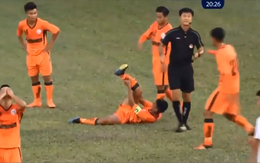 Video cầu thủ U-19 Đà Nẵng gãy chân sau pha vào bóng quyết liệt