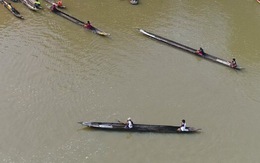 100 VĐV thuyền độc mộc đua trên hồ nước ngọt lớn nhất Tây Nguyên