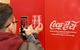 Bên lề Hội nghị thượng đỉnh, Coca-Cola đã làm gì?