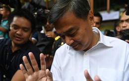 Cựu thủ tướng Thái Abhisit từ chức lãnh đạo đảng sau thất bại bầu cử
