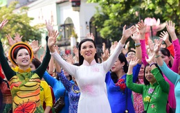 3.000 người mặc áo dài trên phố đi bộ Nguyễn Huệ sáng nay 3-3