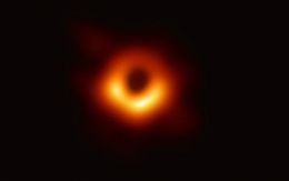 Đây, ảnh của một hố đen vũ trụ