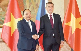 Thủ tướng Cộng hòa Czech chủ trì lễ đón chính thức Thủ tướng Nguyễn Xuân Phúc