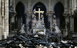 Pháp tháo dỡ toàn bộ tranh ở nhà thờ Đức Bà Paris đi phục chế
