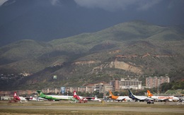 Mỹ ngừng mọi chuyến bay tới Venezuela