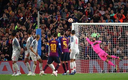 Messi cảm thấy ‘may mắn’ khi cú đá phạt trúng đích