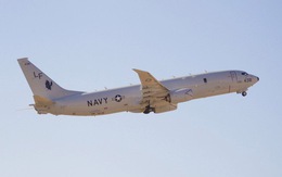 Máy bay chở 35 người của Mỹ suýt bị Iran bắn?