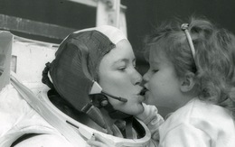Anna Fisher - người mẹ đầu tiên bay vào vũ trụ