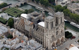 Nhà thờ Đức Bà Paris dễ sập trần do nắng quá nóng