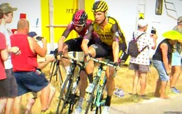 Hai tay đua  bị loại khỏi Tour de France vì xô xát ‘nhẹ’ khiến CĐV ‘bất bình’