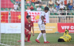 Video những lần bỏ lỡ cơ hội của U18 Việt Nam trong trận thua Campuchia