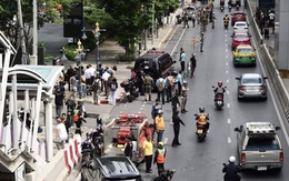 Bangkok thắt chặt an ninh sau hai vụ nổ nghi do bom ở trung tâm