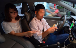 Hợp tác GrabTaxi, taxi truyền thống than vắng khách sử dụng