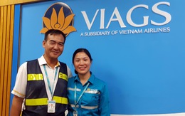 Nhân viên Việt Nam trả lại khách đi máy bay 50.000 đô Singapore