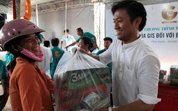 Phú Quốc: 600 phần quà được trao tặng đồng bào bị thiệt hại do lũ lụt