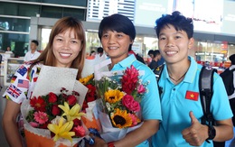 Sân bay Tân Sơn Nhất đìu hiu đón các nữ tuyển thủ tân vô địch Đông Nam Á