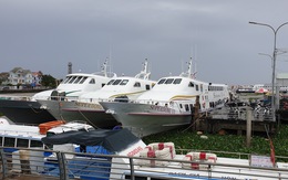 Du lịch Phú Quốc đang lo vì tàu bè ra đảo vẫn còn dừng hoạt động
