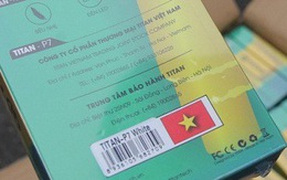Nguyên 1 container phụ kiện điện thoại nhập từ Trung Quốc ghi  'Made in Việt Nam'