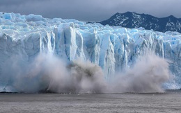 Nắng nóng khủng khiếp, Greenland mất 197 tỉ tấn băng trong một tháng