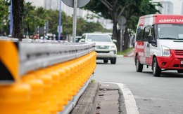 Lắp hộ lan bánh xoay trên đường Mai Chí Thọ để giảm tai nạn giao thông