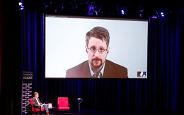 Mỹ kiện đòi tiền nhuận bút viết sách của Edward Snowden