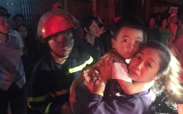 Tiệm áo cưới bốc cháy ở Nha Trang: cứu 3 người mắc kẹt