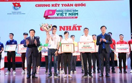 Đội 'Tình nguyện trẻ' đoạt giải nhất tìm hiểu về Đảng