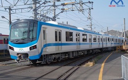 Chở 51 toa tàu metro Bến Thành - Suối Tiên bằng xe chuyên dụng