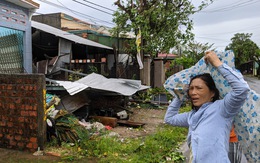 Quảng Ngãi tan hoang, xóm làng xơ xác sau bão số 9