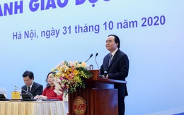 Bộ trưởng Phùng Xuân Nhạ kêu gọi ủng hộ sách, vở cho thầy, trò miền Trung