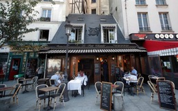 Paris đóng cửa tất cả quán bar, nâng cảnh báo dịch bệnh lên mức cao nhất