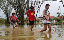 Lũ lên nhanh quá, may bà con đề phòng