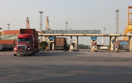 Ùn tắc ở cảng Hải Phòng giảm dần sau thu phí
