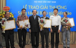 ‘Mình và họ’ của Nguyễn Bình Phương được trao giải nhất, ông Hữu Thỉnh từ chối giải thưởng
