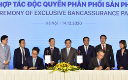 Lễ ký kết hợp đồng phân phối bảo hiểm giữa VietinBank và ManuLife Việt Nam
