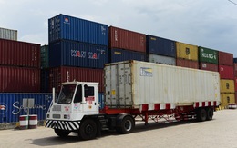 Nhập khẩu cũng 'sống dở chết dở' với giá thuê container leo thang chóng mặt