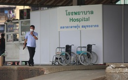 Người Thái chặn xe quân đội, phản đối mở bệnh viện dã chiến tại 'ổ dịch' Samut Sakhon