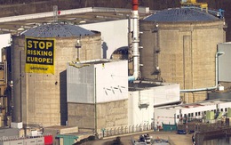 Pháp bắt đầu đóng cửa nhà máy điện hạt nhân lâu đời nhất nước này