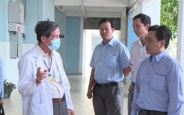 Cách ly 3 bác sĩ, 7 nhân viên Bệnh viện Quân y 120 đã khám cho 5 người Trung Quốc